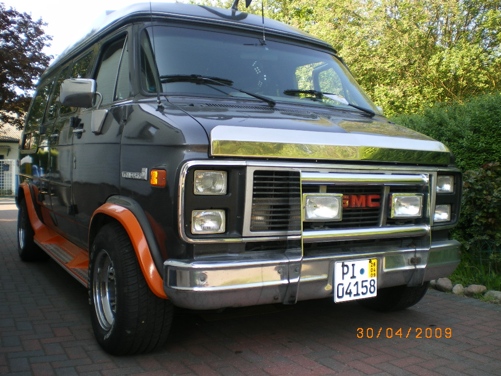 Attached picture 209791-Van 75.jpg